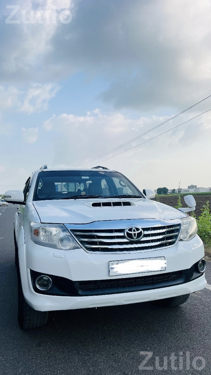 Toyota Fortuner 2012 SUV - કાર - પોરબંદર - Image 2