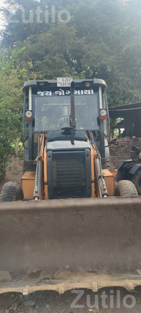 JCB and Tractor Work on Rent for Land Leveling