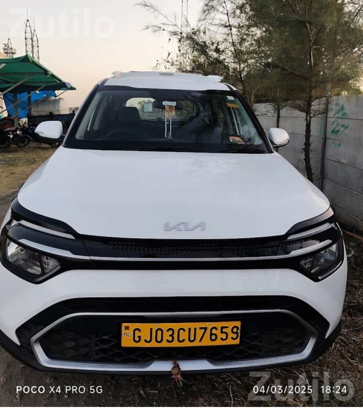 Sedan and SUV Car Rental Service - ભાડે વાહનો - રાજકોટ શહેર - Image 2