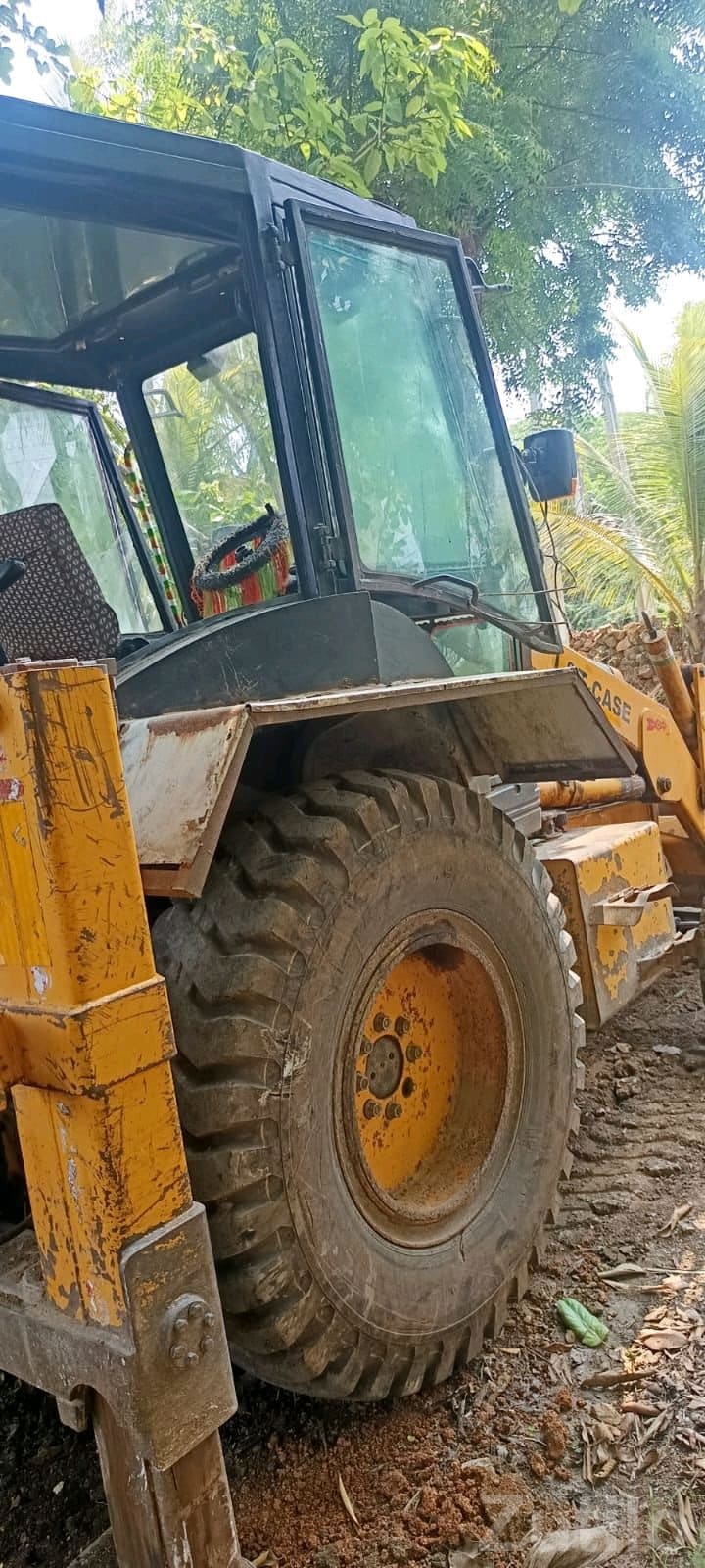 2010 JCB Backhoe Loader - બાંધકામના વાહનો - ગોંડલ - Image 5