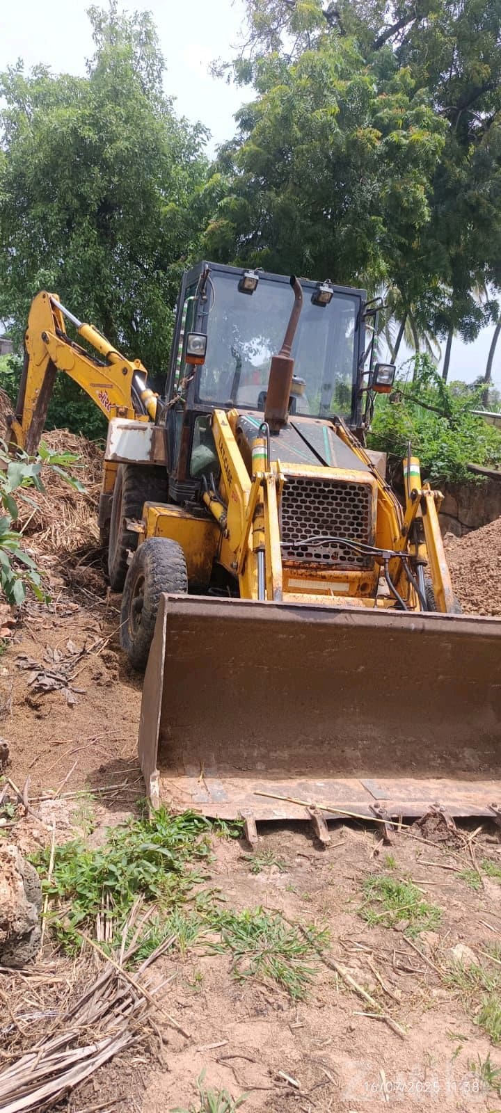 2010 JCB Backhoe Loader - બાંધકામના વાહનો - ગોંડલ - Image 3