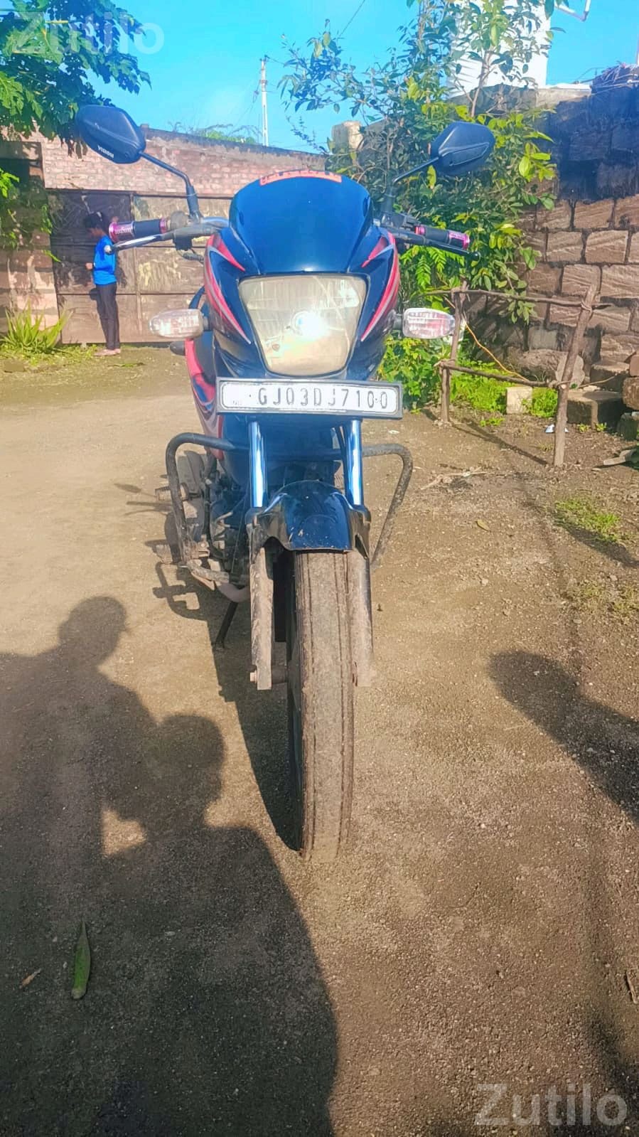 2010 Bajaj Discover Motorcycle - બાઇક્સ - રાજકોટ શહેર - Image 2