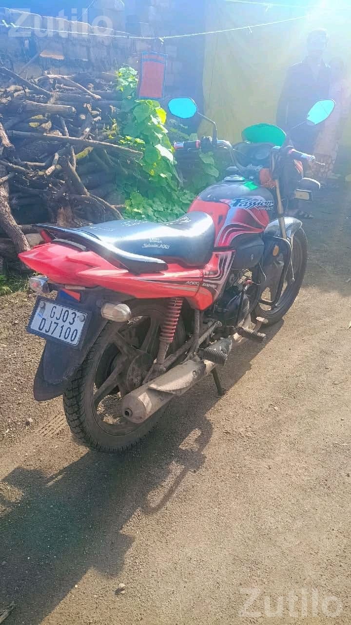 2010 Bajaj Discover Motorcycle - બાઇક્સ - રાજકોટ શહેર - Image 4