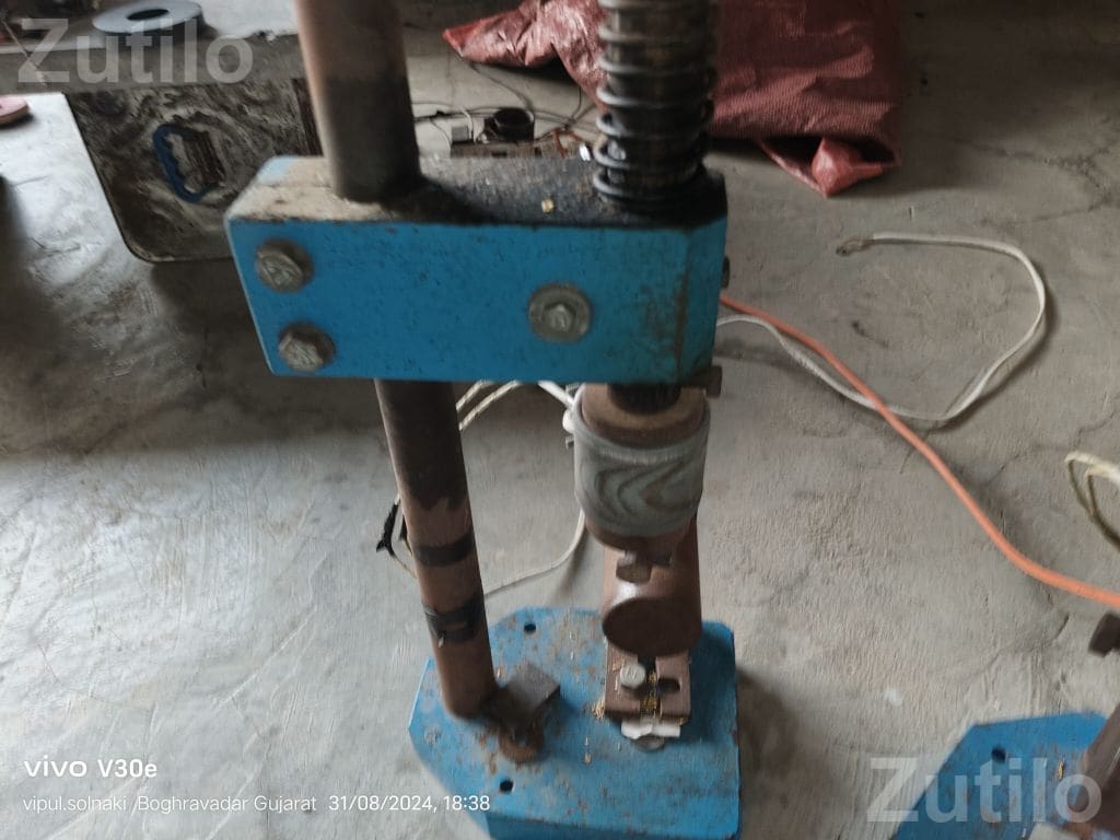 Bangle Riveting Machine Set with 6 Tools - મશીનરી - જસદણ - Image 2