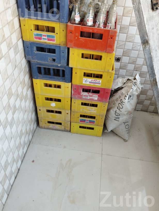 Empty Soda Bottle Plastic Crates - ઓફિસ સાધનો અને સપ્લાય - રાજકોટ શહેર - Image 2