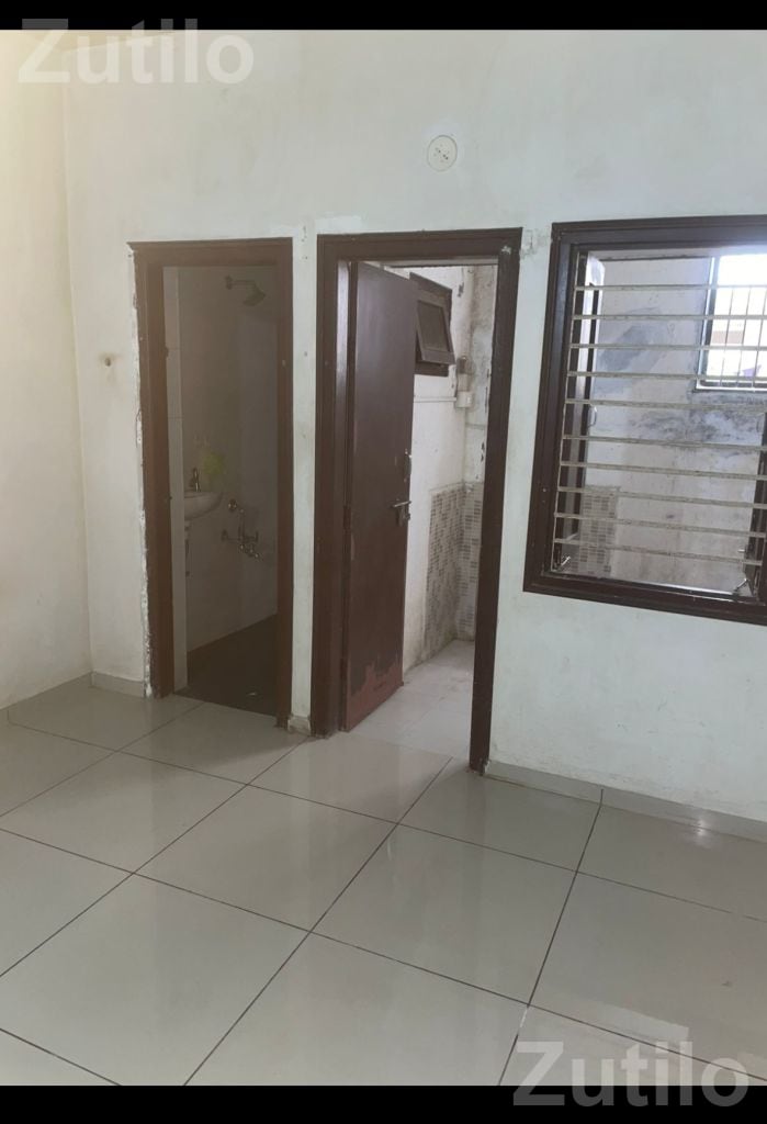 1 Room Kitchen for Rent for Girls