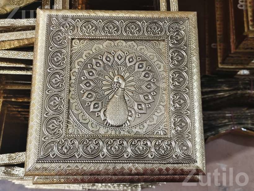 8x8 Handicraft Decorative Box with Peacock Design