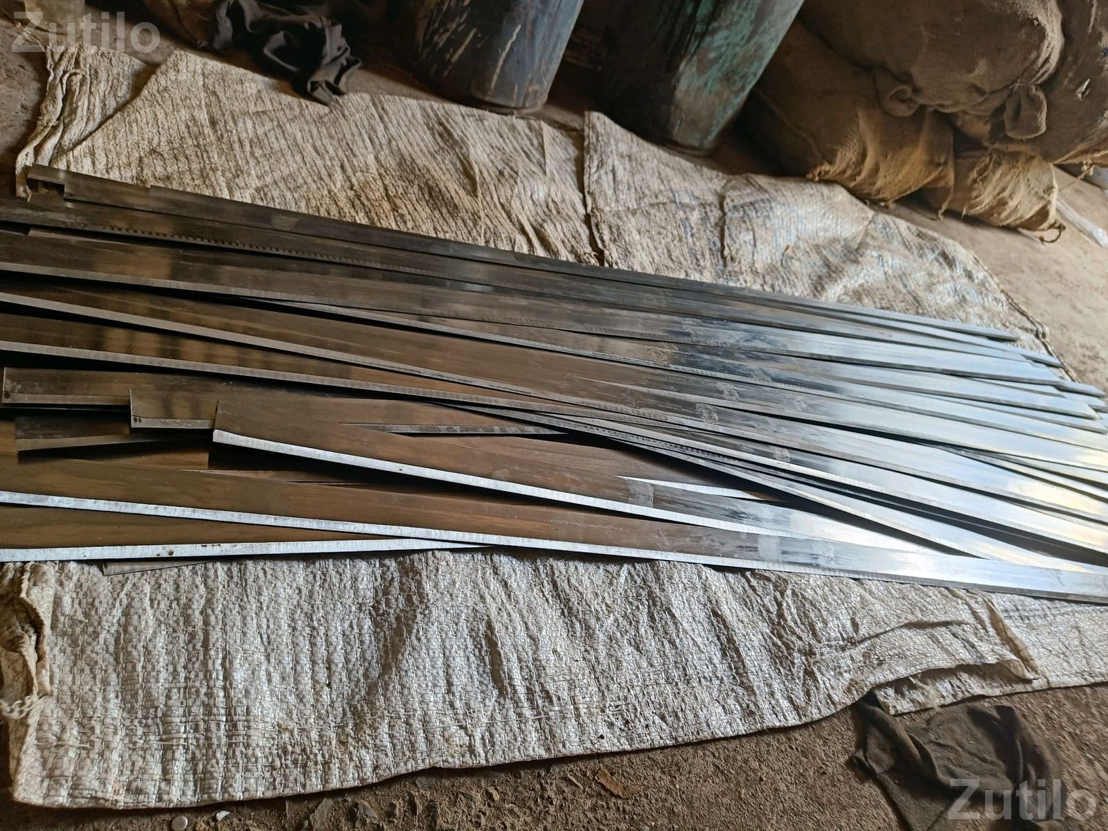 Metal Patti Strips Material - ટૂલ્સ અને હાર્ડવેર - રાજકોટ શહેર - Image 2