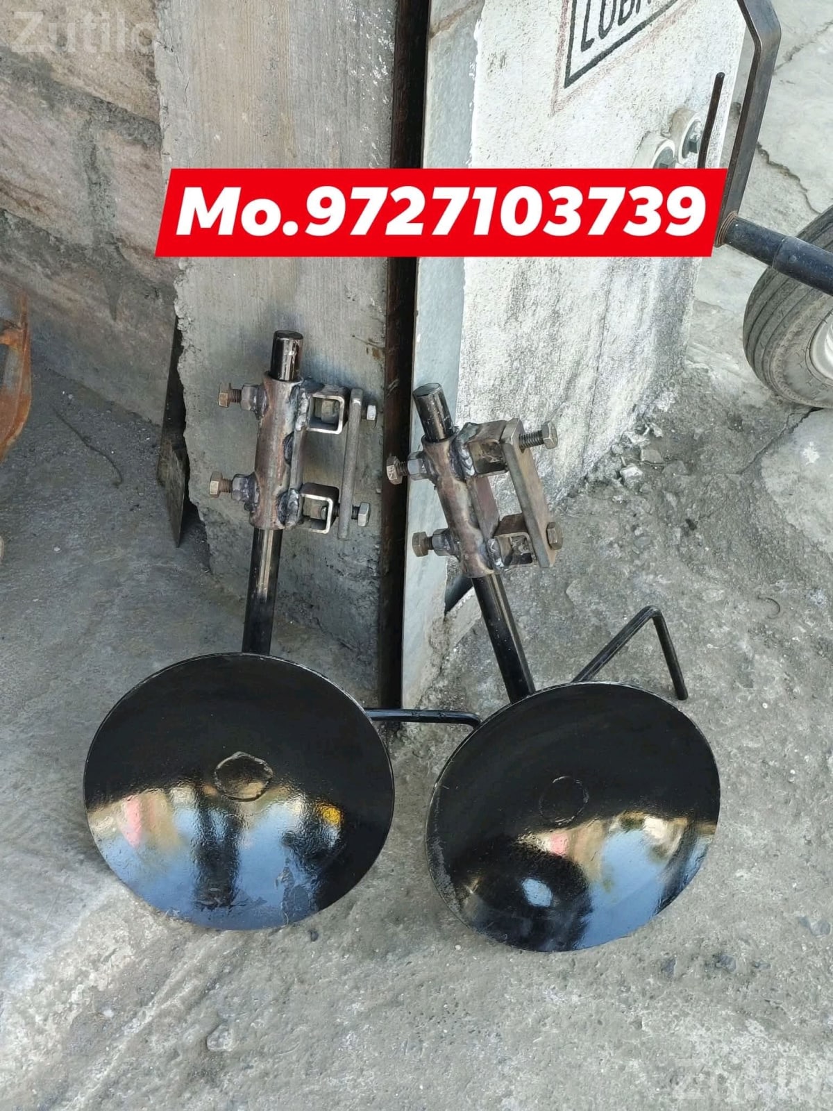 પાળા માં હાંકવા માટેની ડીશુ તાવડી