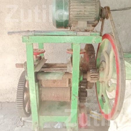 Sugarcane Juice Extraction Machine