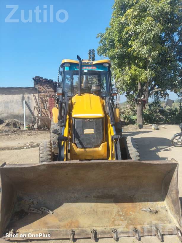 JCB Backhoe Loader 2017 Model - Construction Vehicles - Visavadar - Image 3