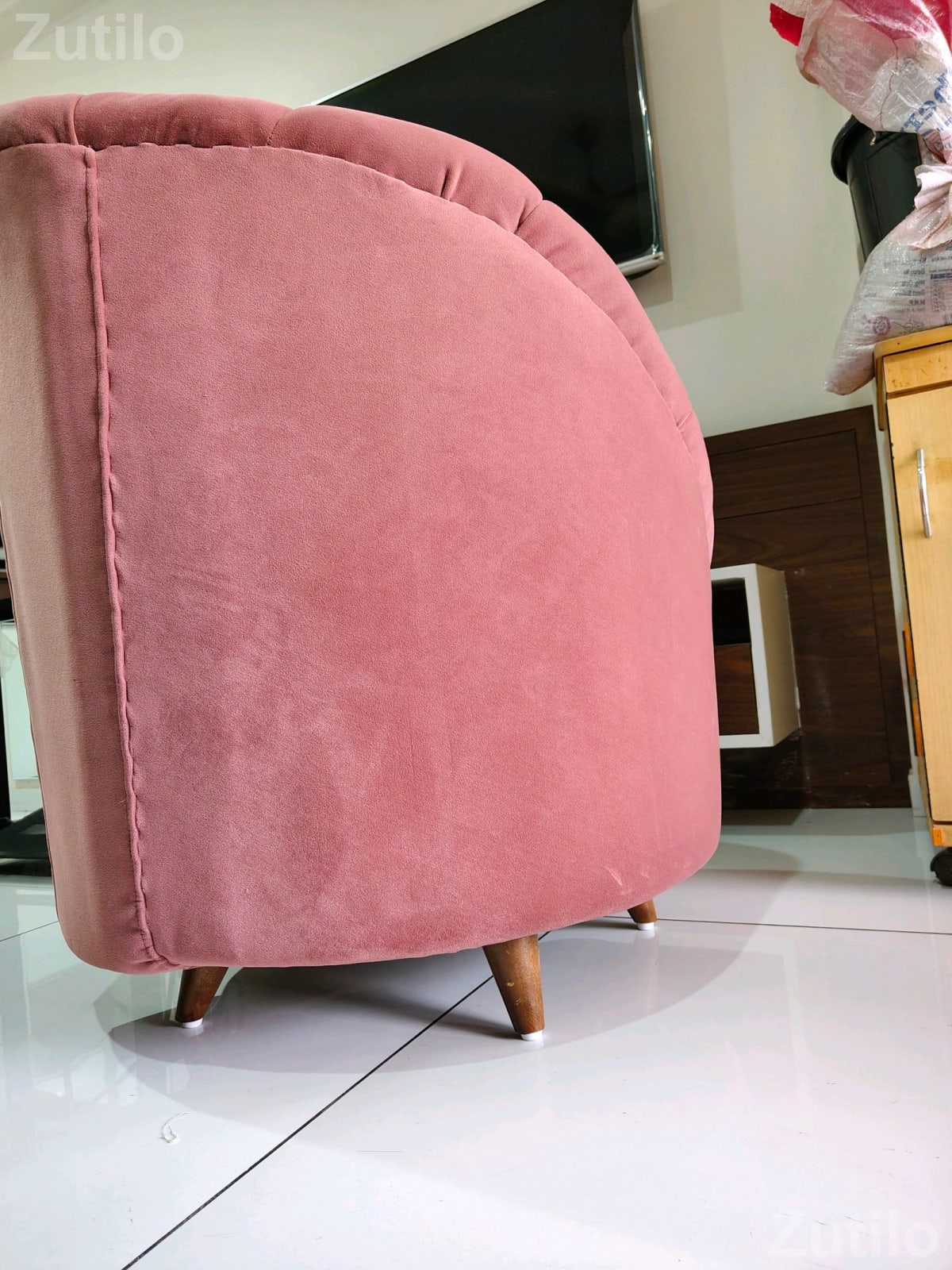 Pink Accent Lounge Chair 3 Year Old - સોફા સેટ - રાજકોટ શહેર - Image 3