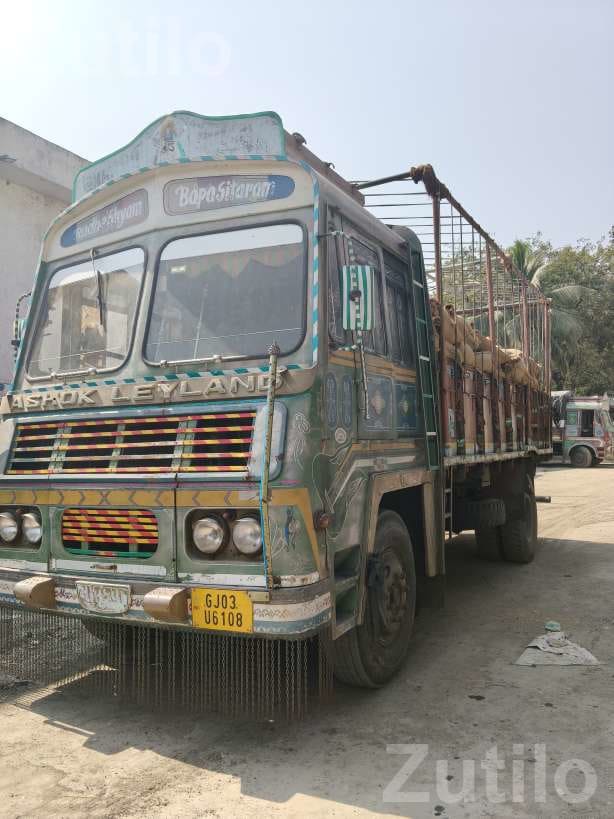 Ashok Leyland Bus 1996 Model - Buses - Junagadh City - Image 3
