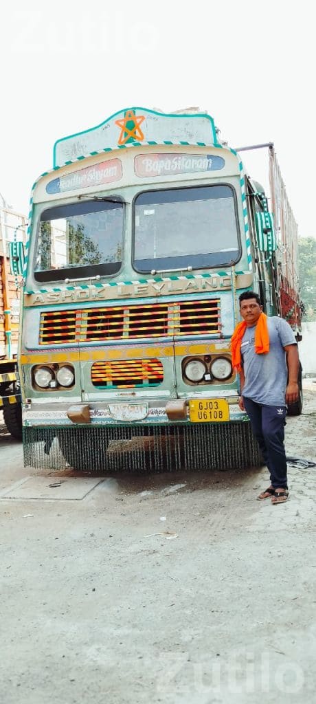 Ashok Leyland Bus 1996 Model - Buses - Junagadh City - Image 2