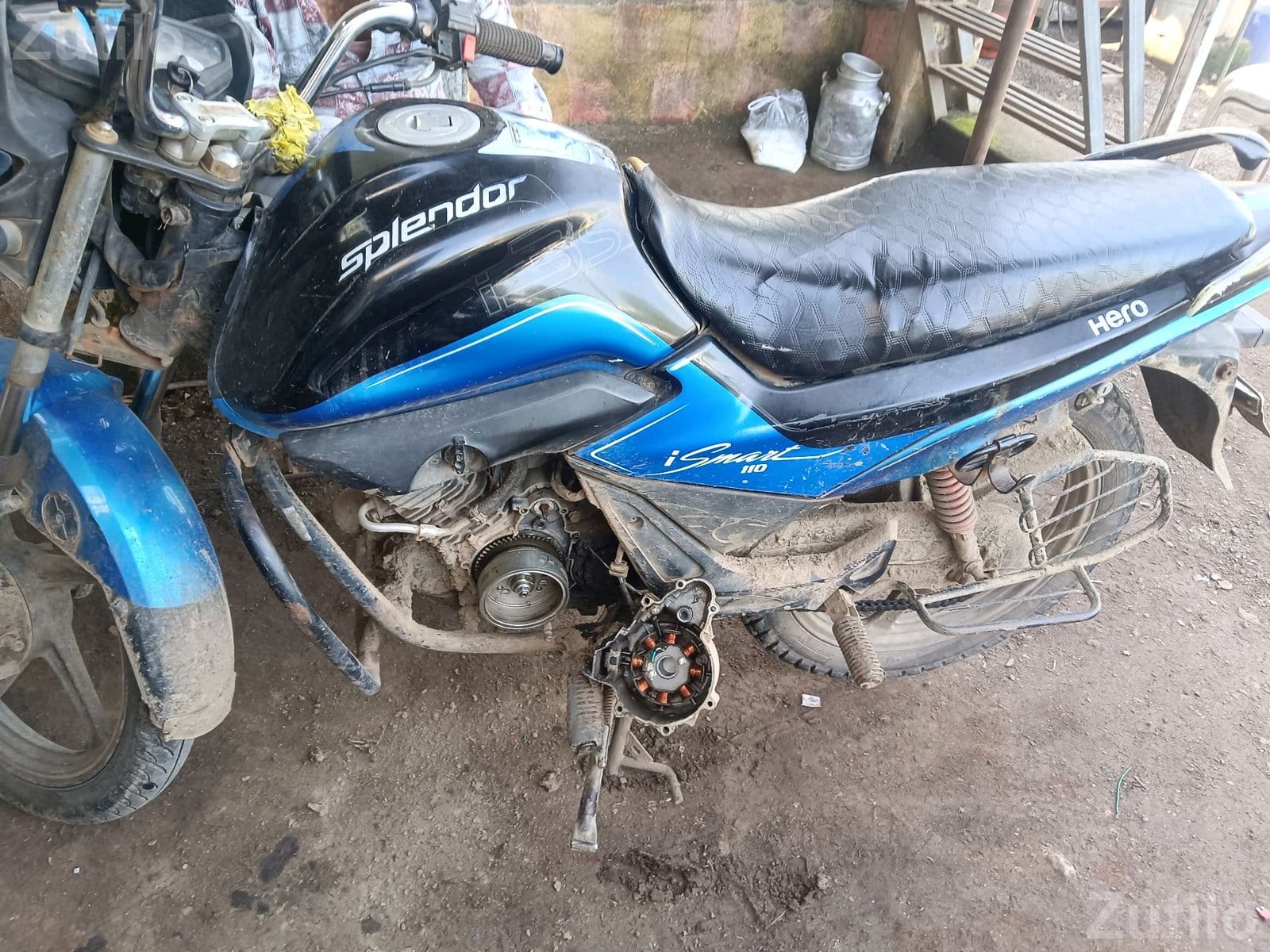 Used Engine Auto Part Scrap for Sale - ઓટો પાર્ટ્સ - ધોરાજી - Image 2