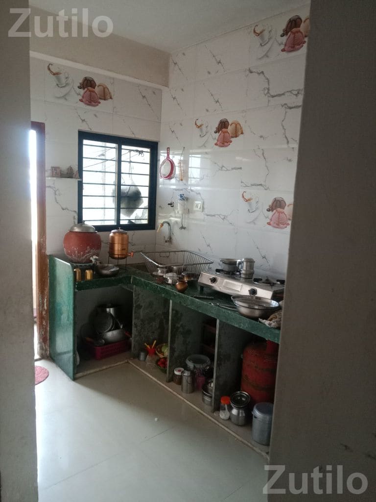 2 BHK Flat for Sale with Lift and Parking