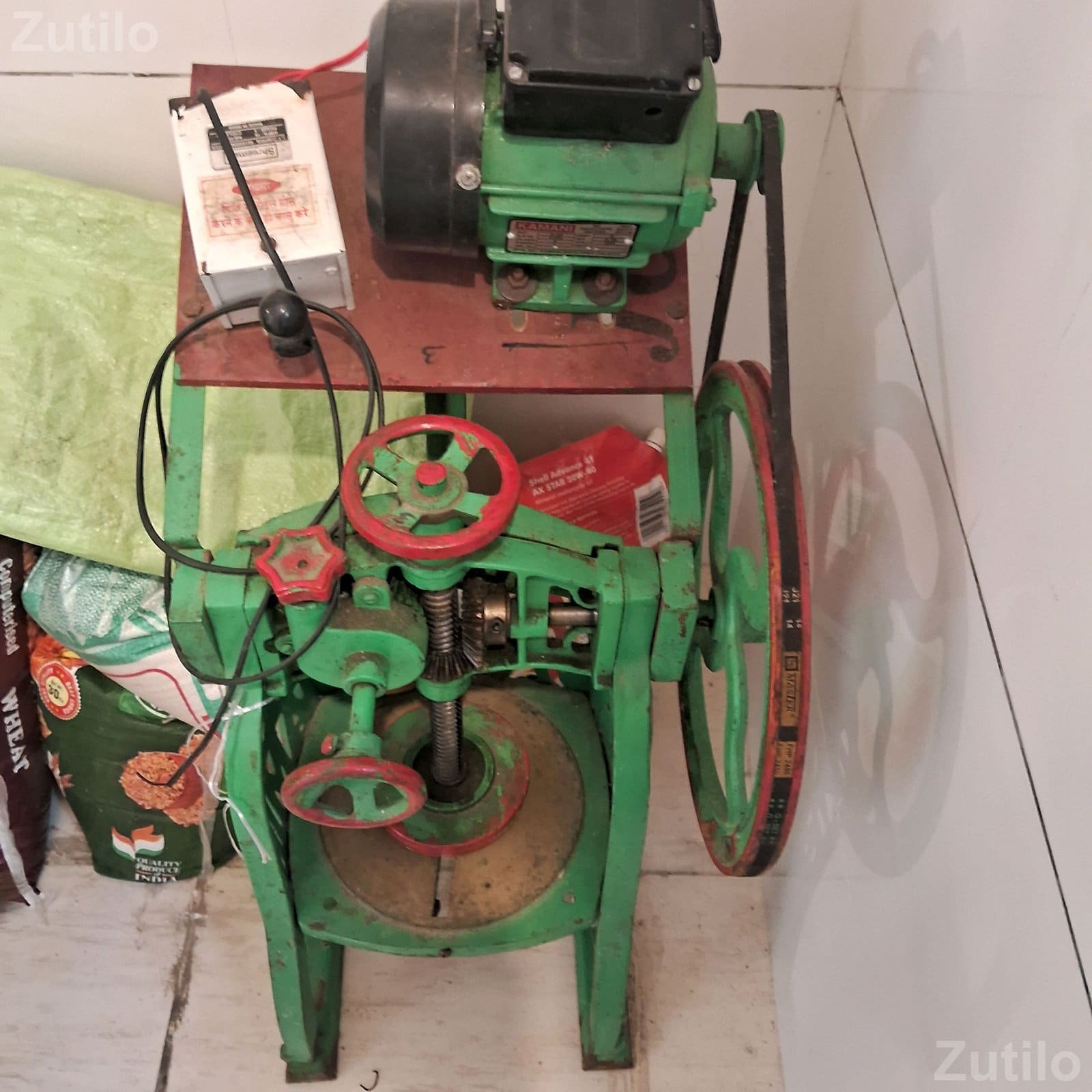 Gola Making Machine with Motor - મશીનરી - રાજકોટ શહેર - Image 2
