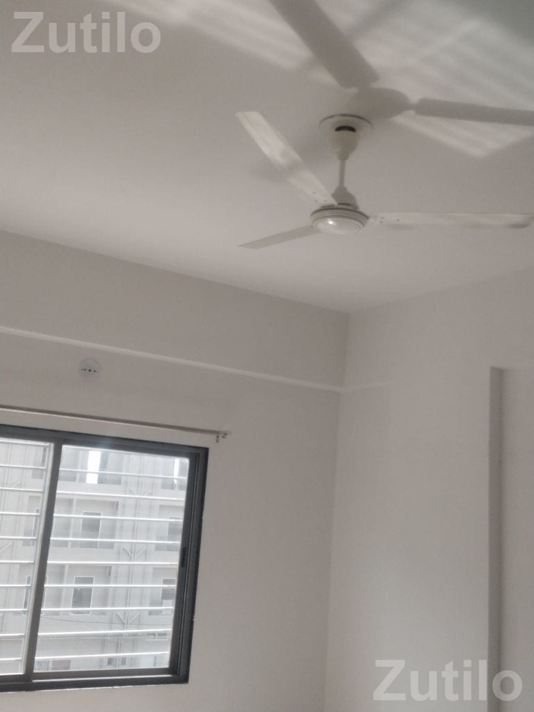 2BHK Semi Furnished Flat for Rent - House for Rent - Junagadh City - Image 3