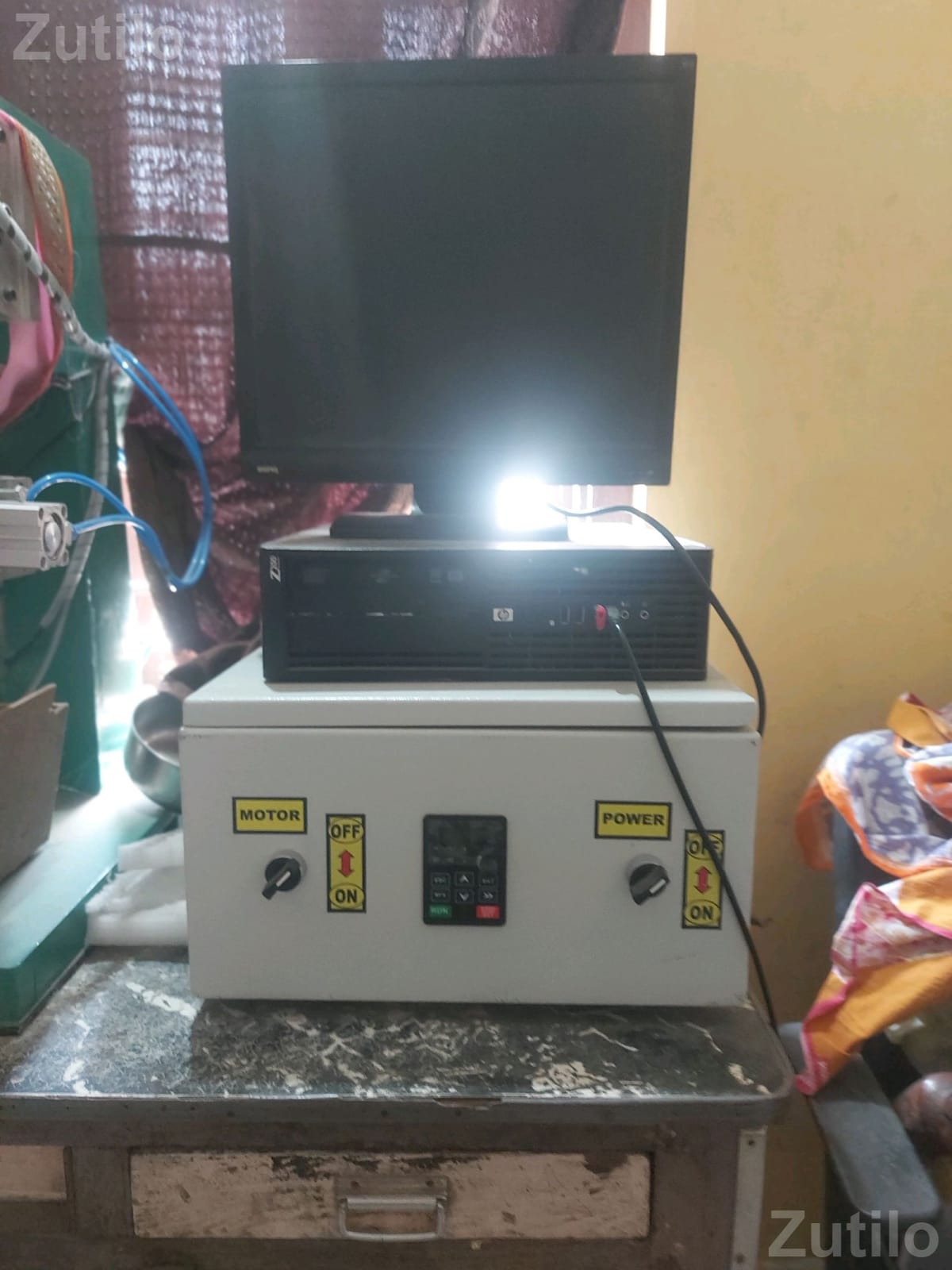 CNC Design Making Machine with Computer Setup - મશીનરી - રાજકોટ શહેર - Image 2