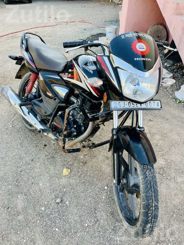 2019 Honda Bike 1st Owner - Bikes - Savarkundla - Image 2