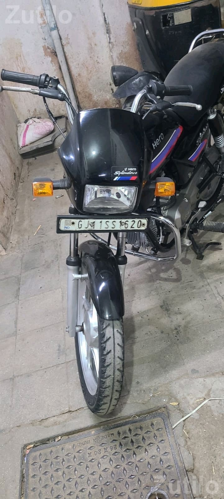 Hero Splendor Plus 2011 Motorcycle - Bikes - Junagadh City - Image 5