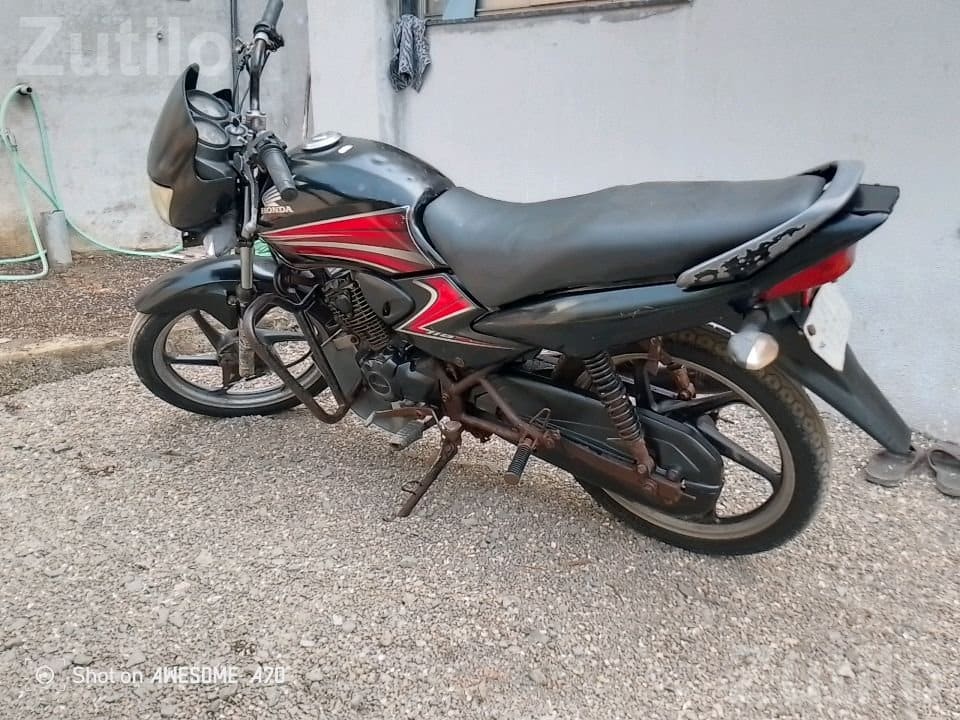 Hero Honda CD Deluxe 2013 Bike - Bikes - Junagadh City - Image 3
