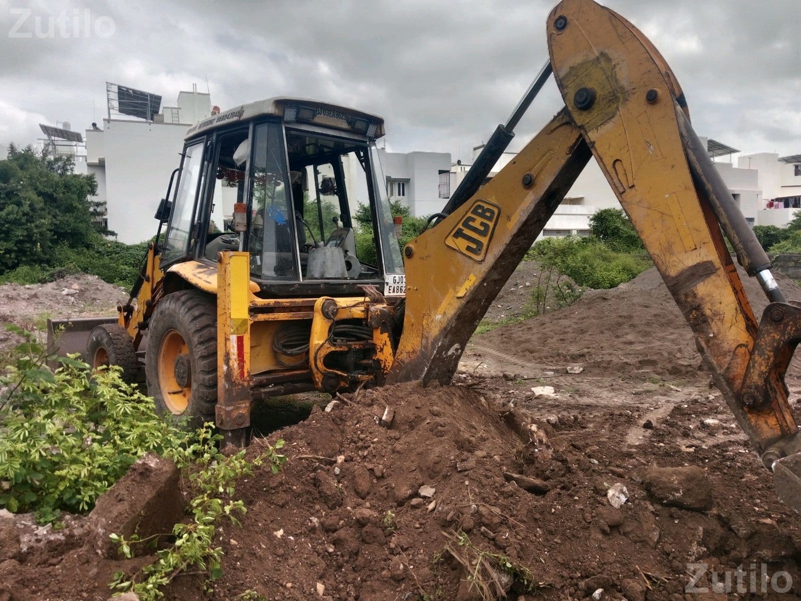 JCB Backhoe Loader 2010 Model