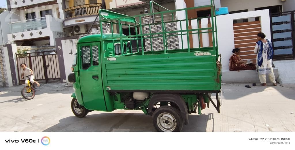 Bajaj Maxima Cargo Auto Rickshaw 2024 - Auto Rickshaws - Amreli City - Image 4