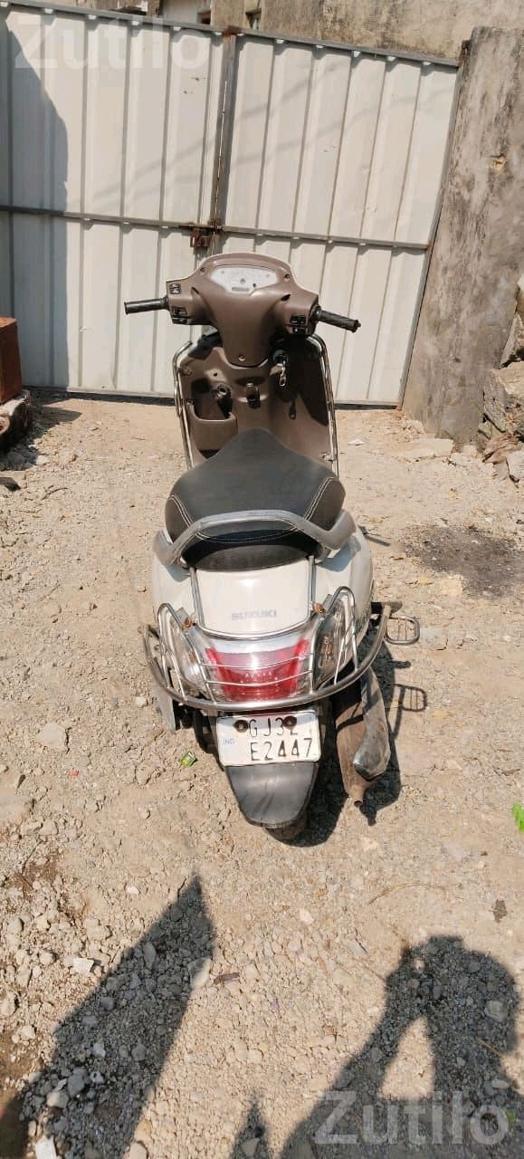Suzuki Access 125 Scooter 2009 - Bikes - Junagadh City - Image 5