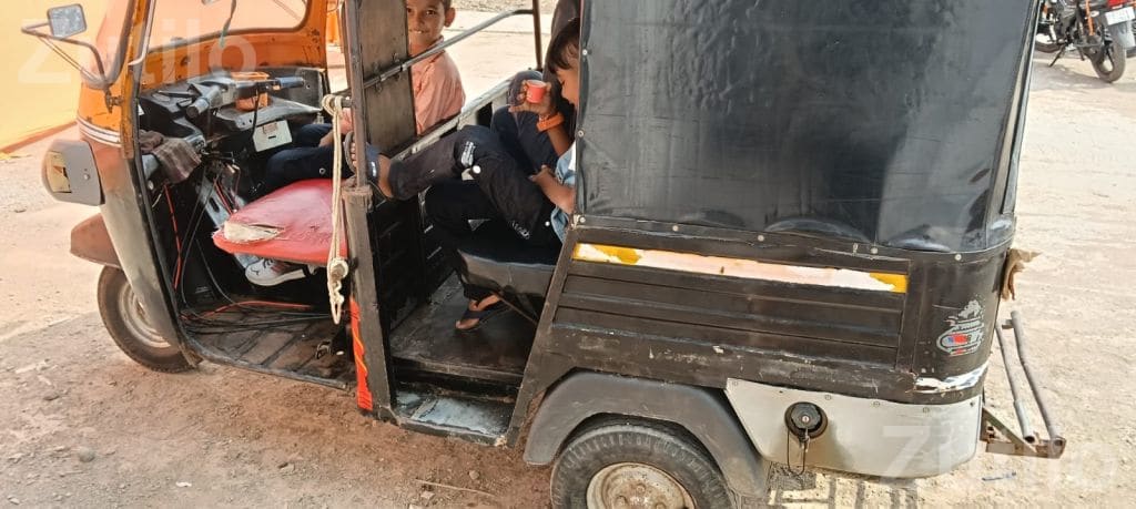 Piaggio Auto Rickshaw 2013 Running Condition - Auto Rickshaws - Dhari - Image 3