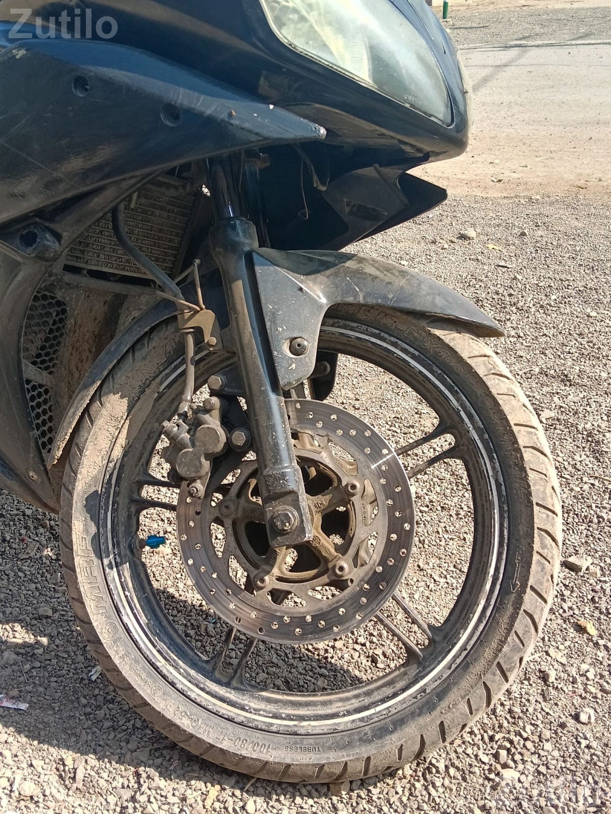 Yamaha Sports Bike in Black - બાઇક્સ - કેશોદ - Image 2