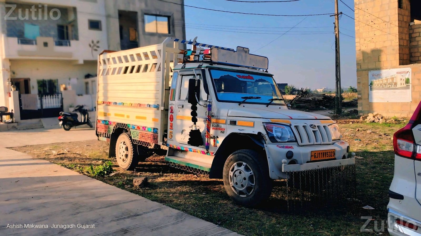 Mahindra Bolero Maxi Truck Plus 2015
