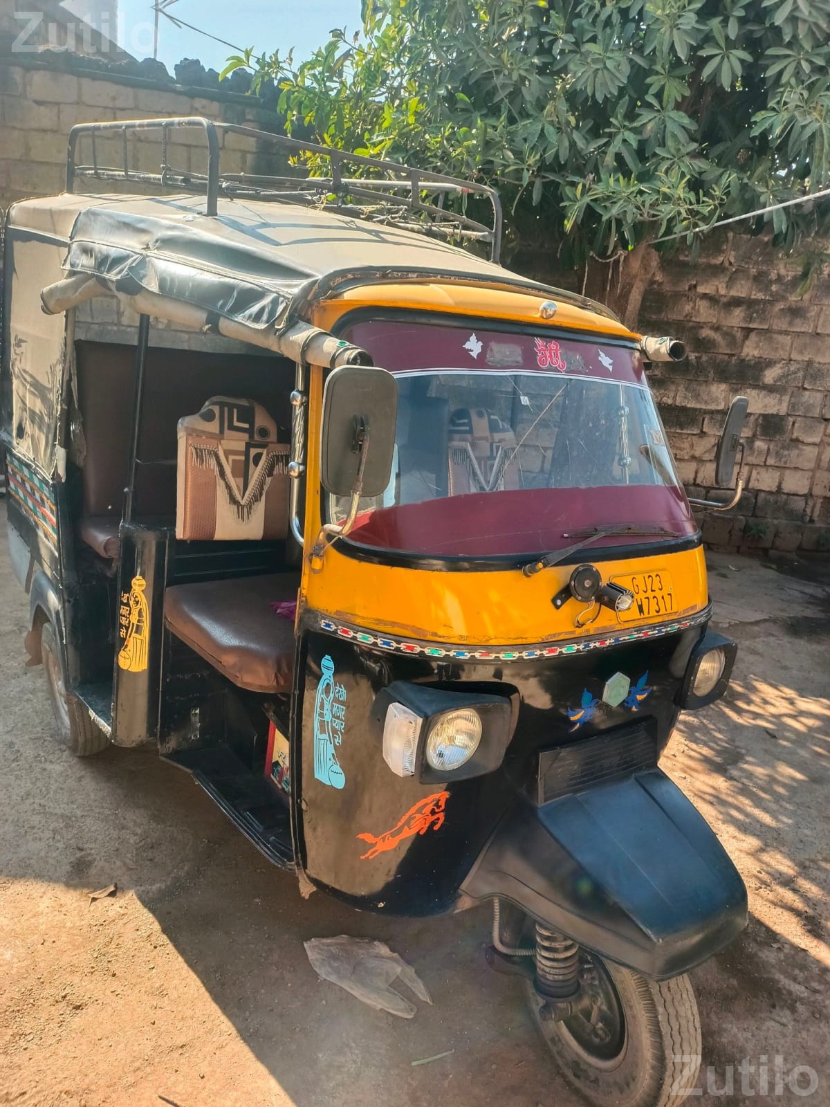 Piaggio Auto Rickshaw 2012 Model