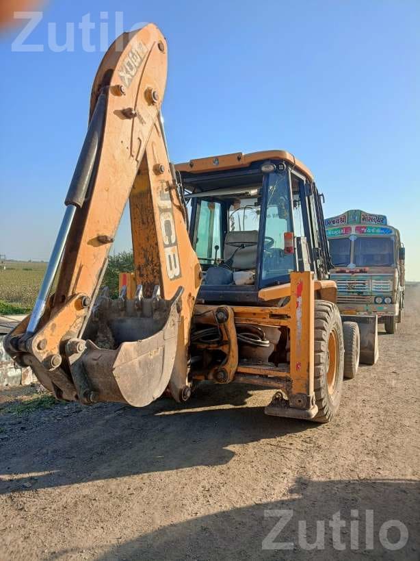 2016 JCB Backhoe Loader with 80% Tyres