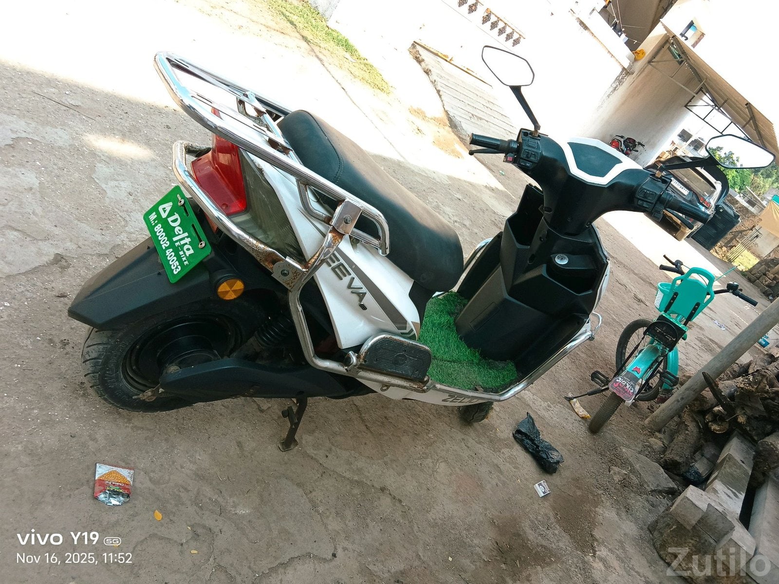 Zelio Eeva Electric Scooter - Bikes - Junagadh City - Image 3