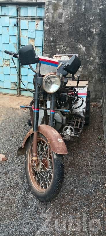 Motorized Cargo Lari with Front Bike Setup Motorized Cargo Lari with Front Bike Setup