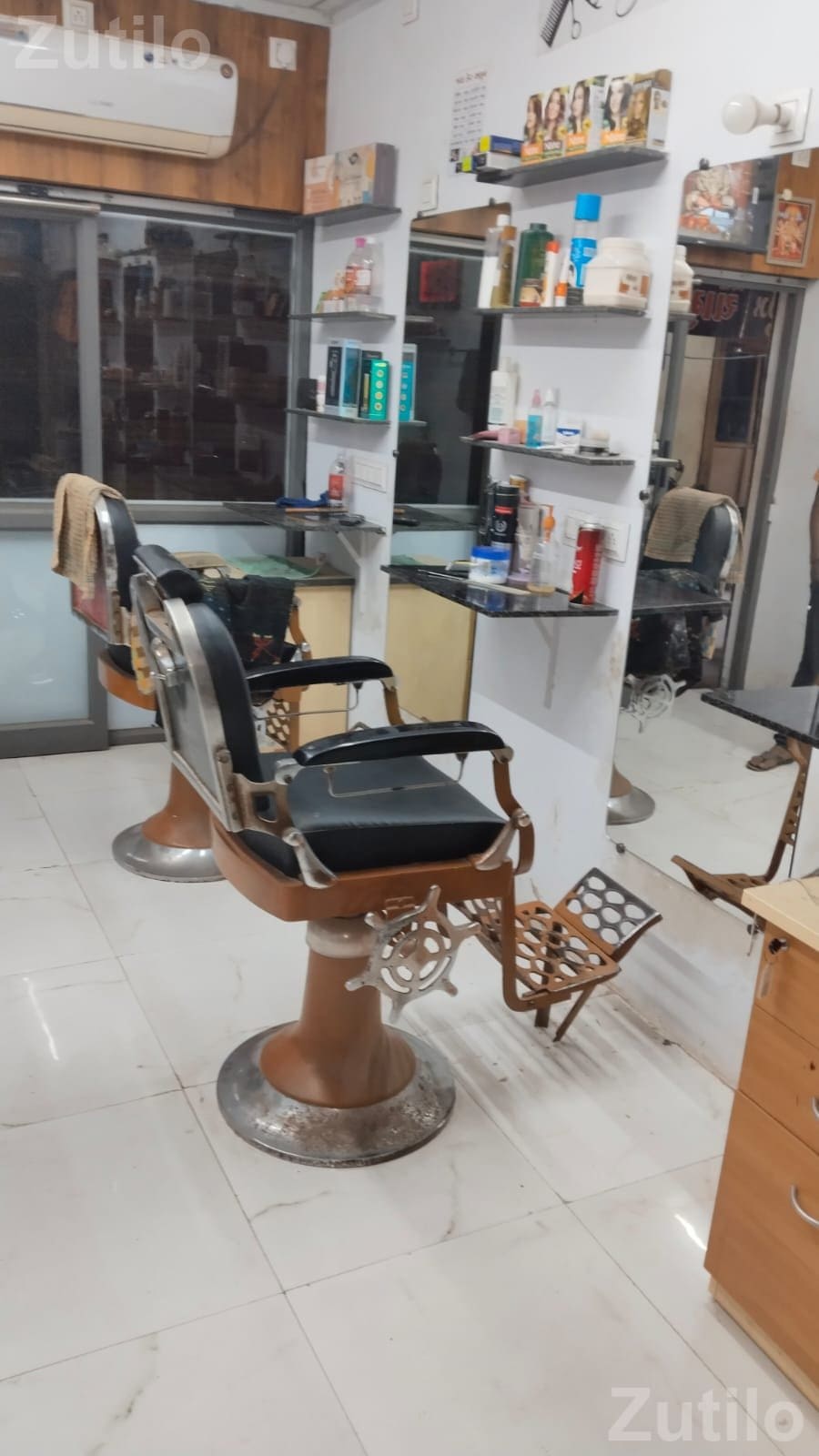 Commercial Shop for Sale Near Bus Station - દુકાનો - કેશોદ - Image 2