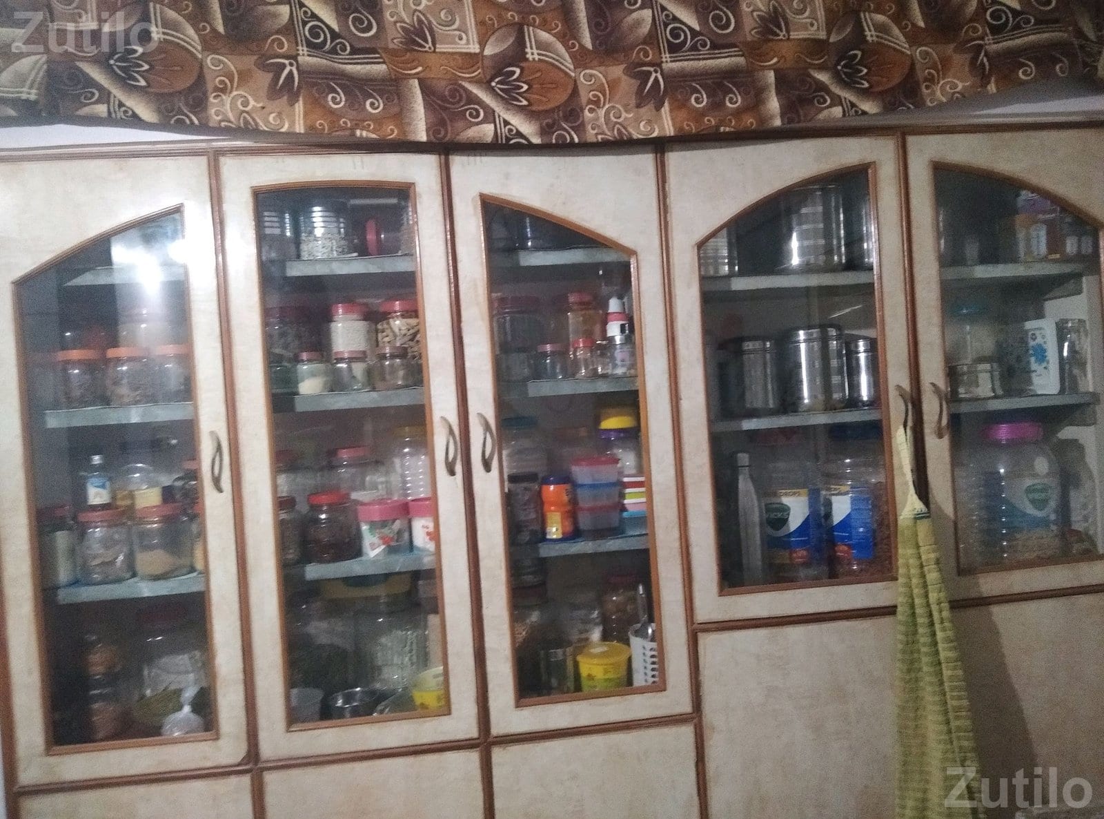 2 BHK Road Touch Fully AC Apartment - ઘર વેચાણ માટે - જુનાગઢ - Image 3