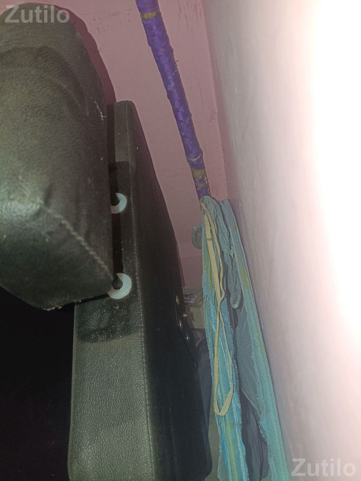Salon Styling Chair 5 Months Old - Office Furniture - Junagadh City - Image 4