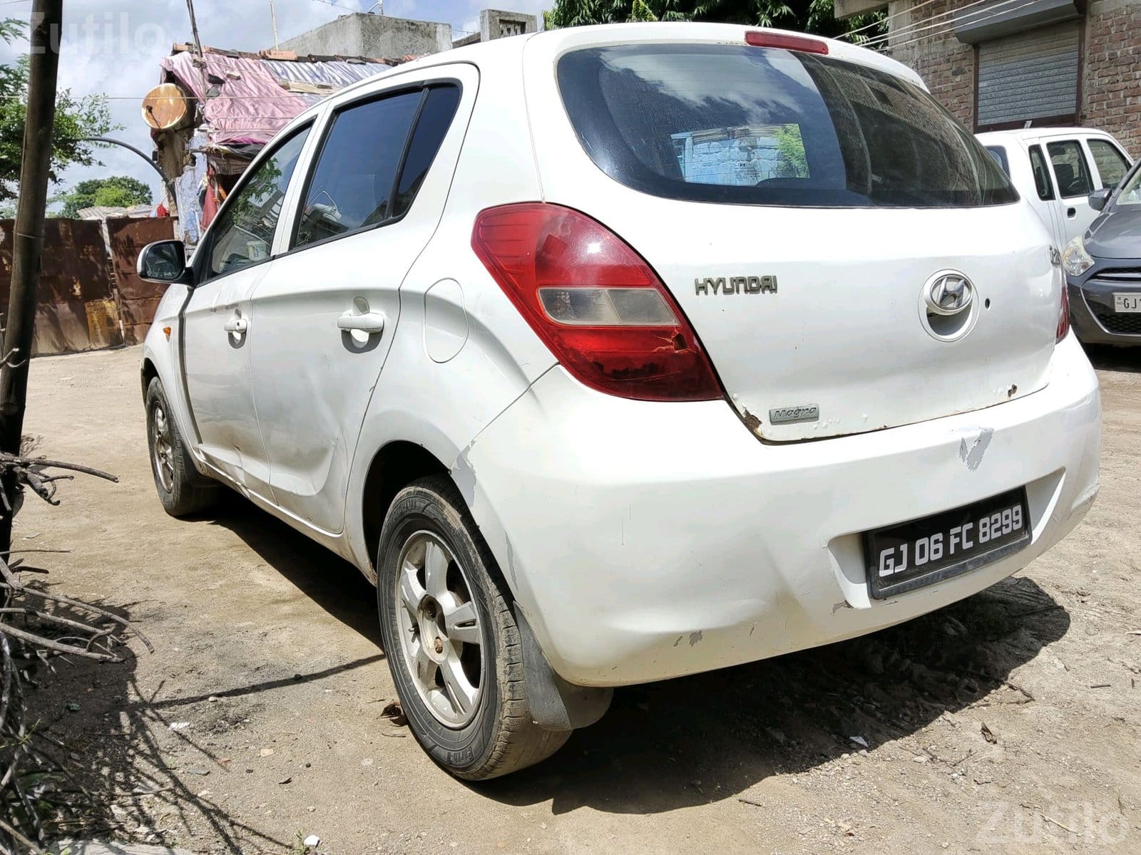 Hyundai i20 Manual Hatchback - Cars - Babra - Image 3