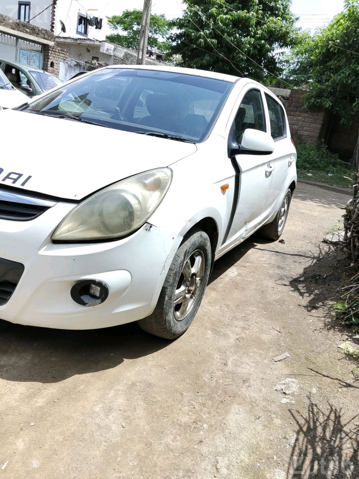 Hyundai i20 Manual Hatchback - Cars - Babra - Image 4