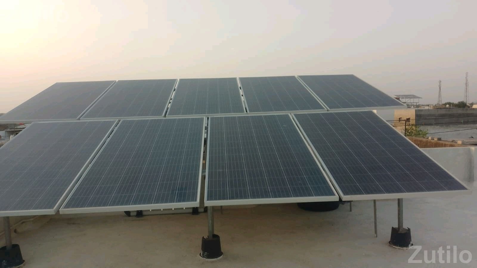 Solar Panels Set of 9 - Generators & Power Equip. - Amreli City - Image 3