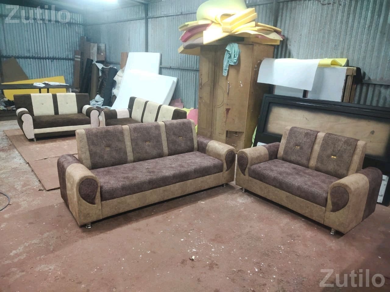 Brown Fabric Sofa Set 3 Plus 2 Seater - સોફા સેટ - અમરેલી - Image 2