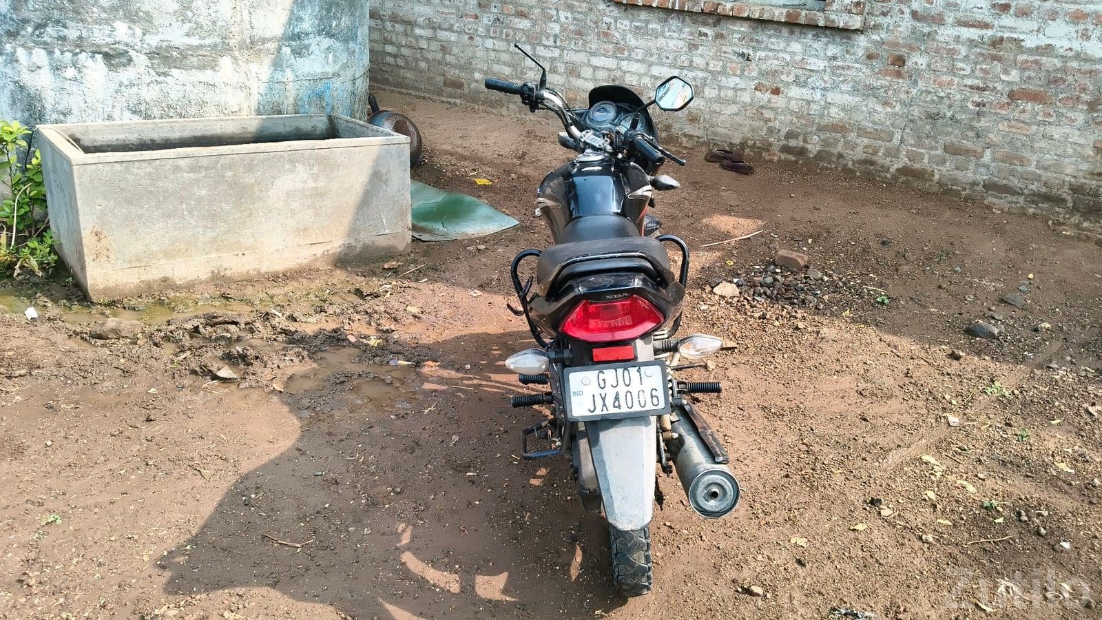 Honda CB Shine 2016 Motorcycle - Bikes - Ghogha - Image 4