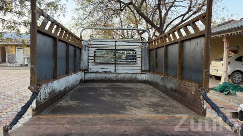 2012 Bolero Pickup with Valid Papers - Trucks & Lorries - Lalpur - Image 5