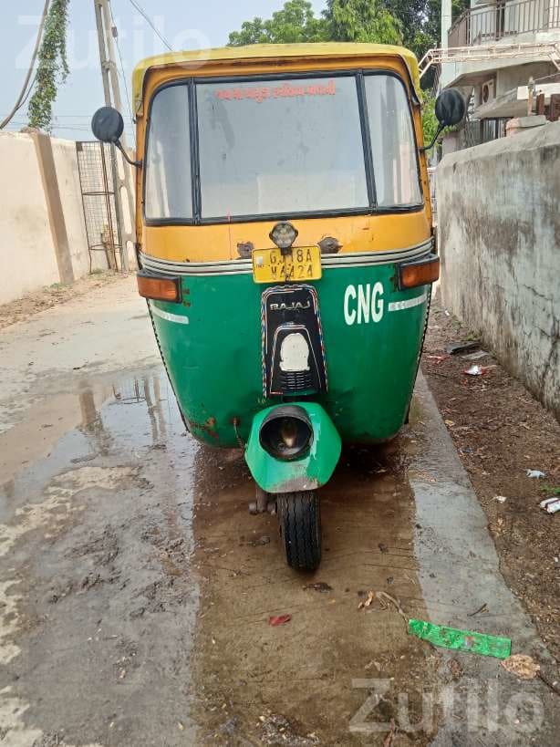 2012 Auto Rickshaw with New Tyres - ઓટો રિક્ષા - કાંકરેજ - Image 2