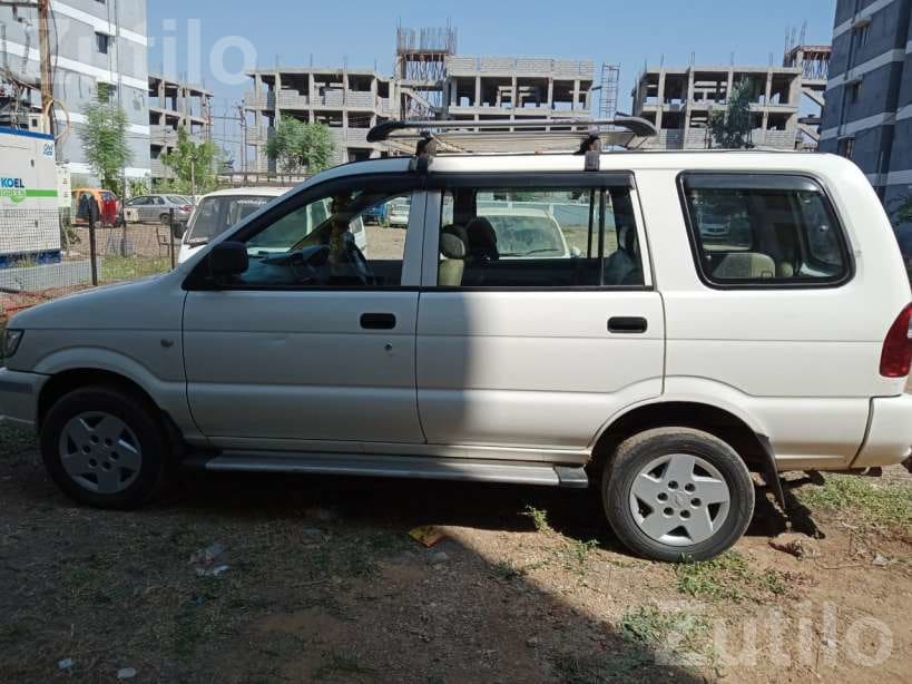 2010 Chevrolet Tavera in Tip Top Condition - Cars - Bhavnagar City - Image 5