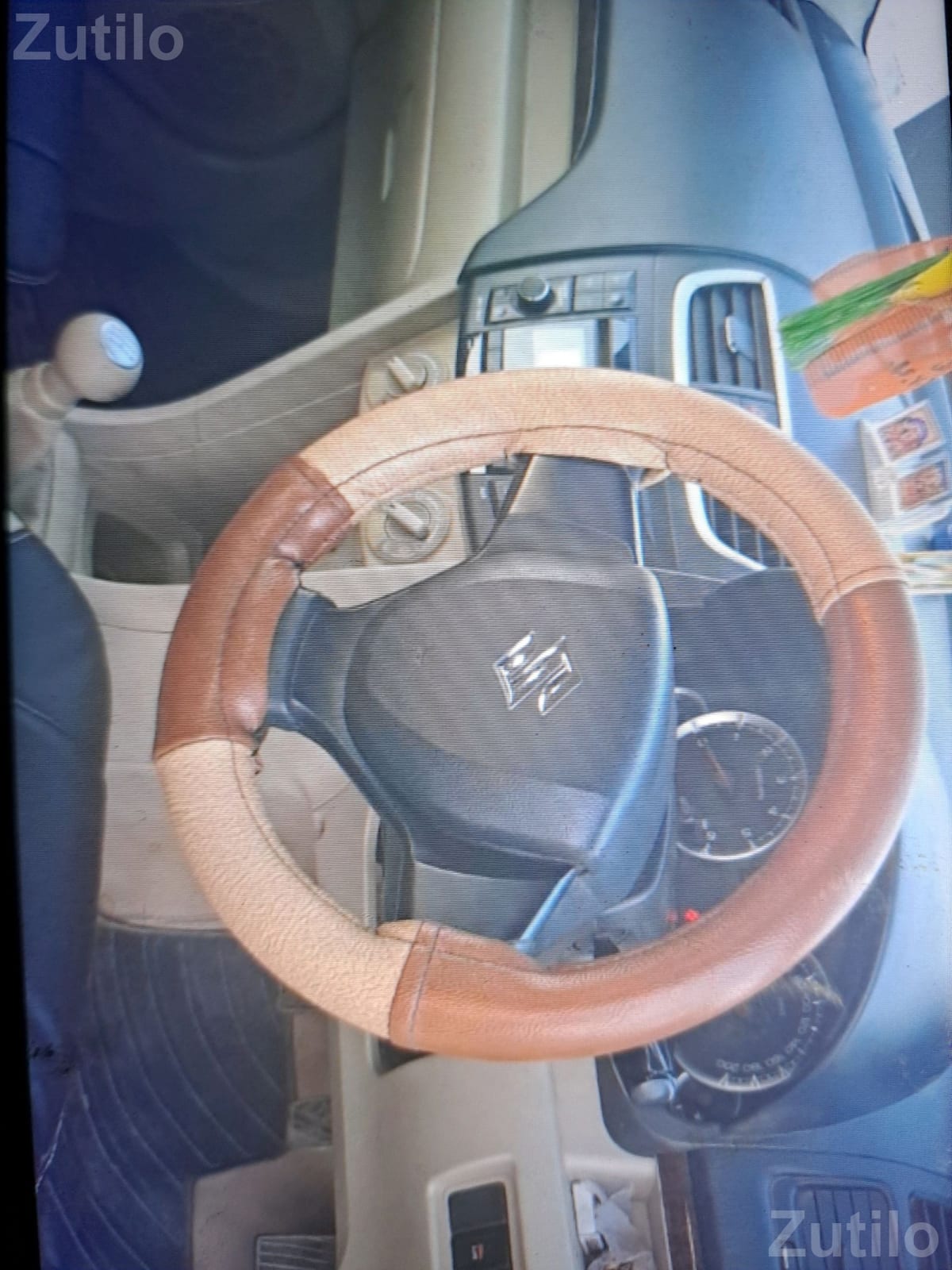 2015 Maruti Suzuki Dzire VDI Grey - Cars - Bhavnagar City - Image 3