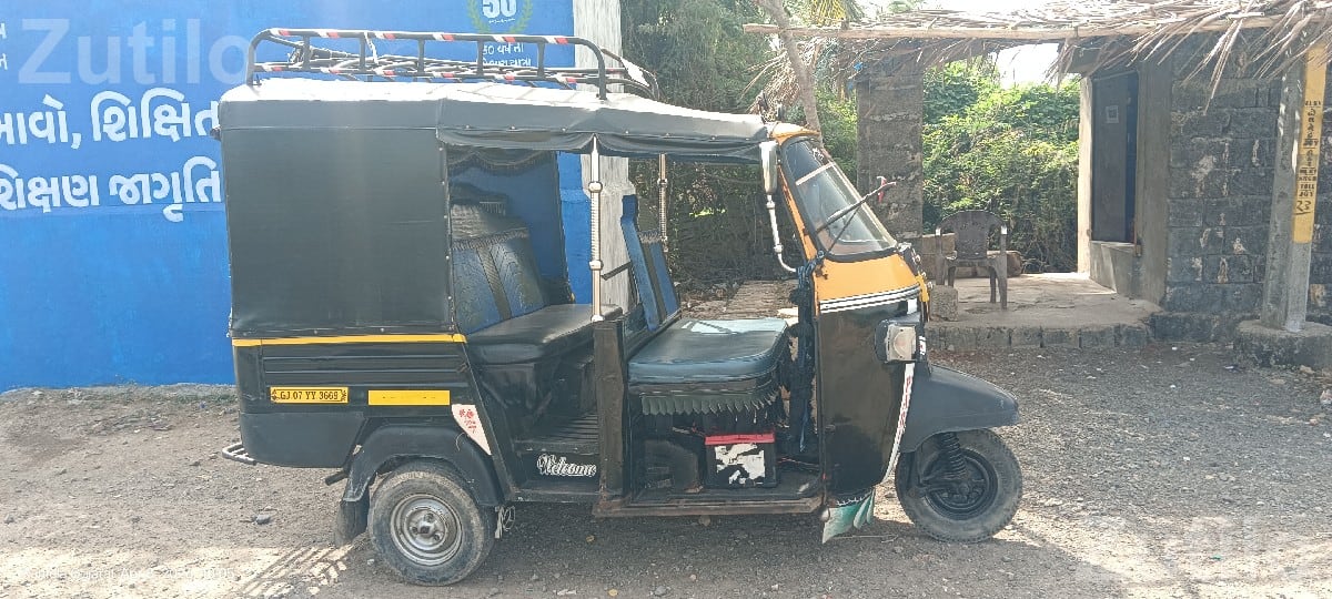 Piaggio Auto Rickshaw 2014 Model - ઓટો રિક્ષા - પોરબંદર - Image 3