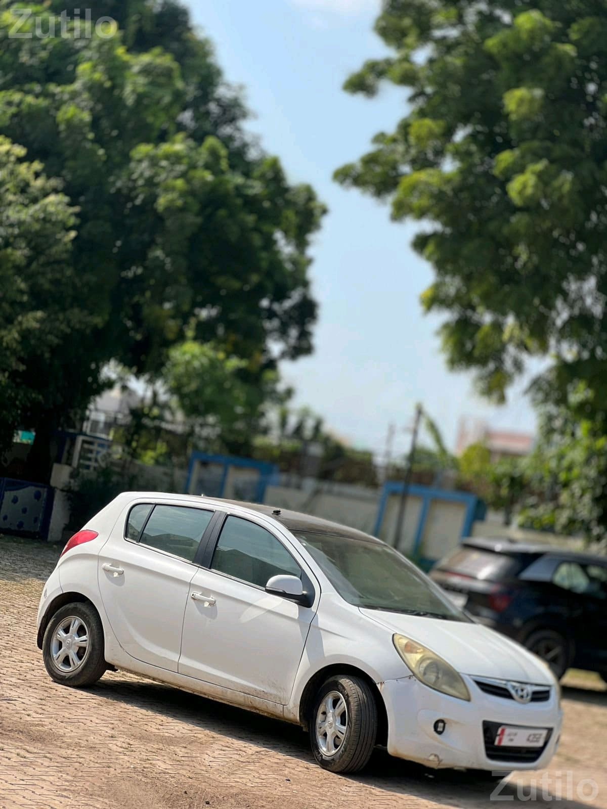 Hyundai i20 2011 Petrol Top Model - Cars - Bhavnagar City - Image 3